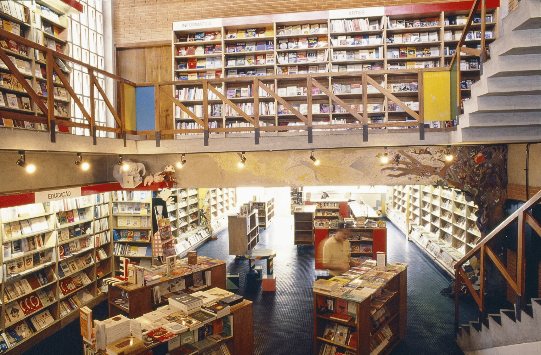 Fachada da Livraria da Vila, em São Paulo